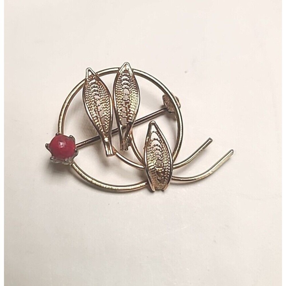 Vintage Gold Filled  Brooch Red Coral Stone 1950's